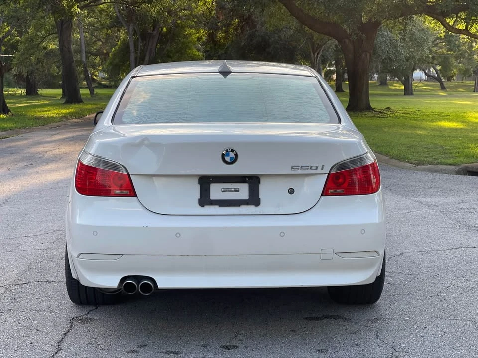 2007 BMW E60 545i & 550i Sedan - Image 11 of 14