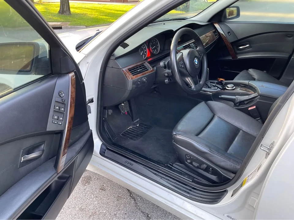 2007 BMW E60 545i & 550i Sedan - Image 3 of 14