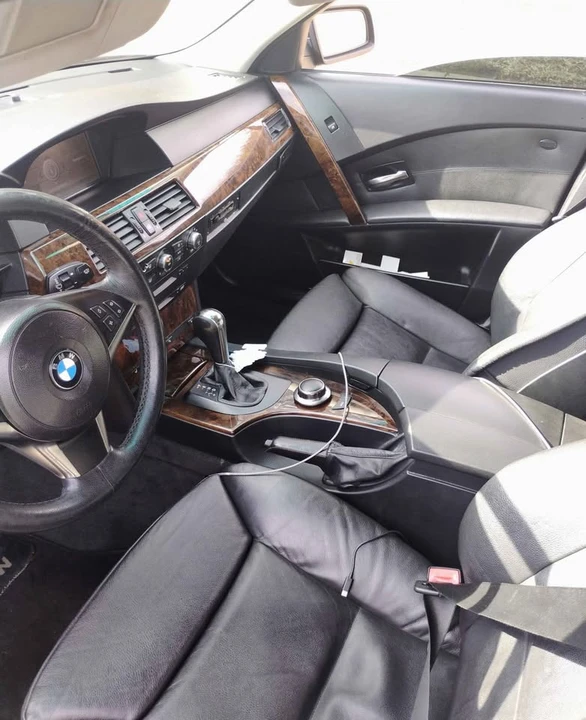 2007 BMW E60 545i & 550i Sedan - Image 2 of 8