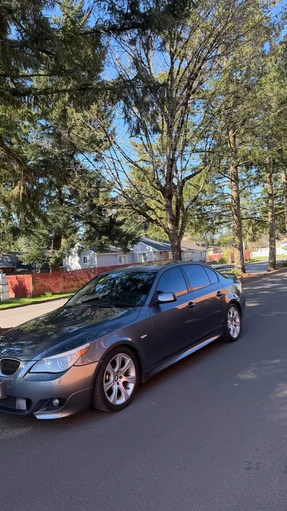 2007 BMW E60 545i & 550i Sedan - Image 3 of 11