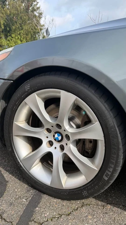 2007 BMW E60 545i & 550i Sedan - Image 10 of 11
