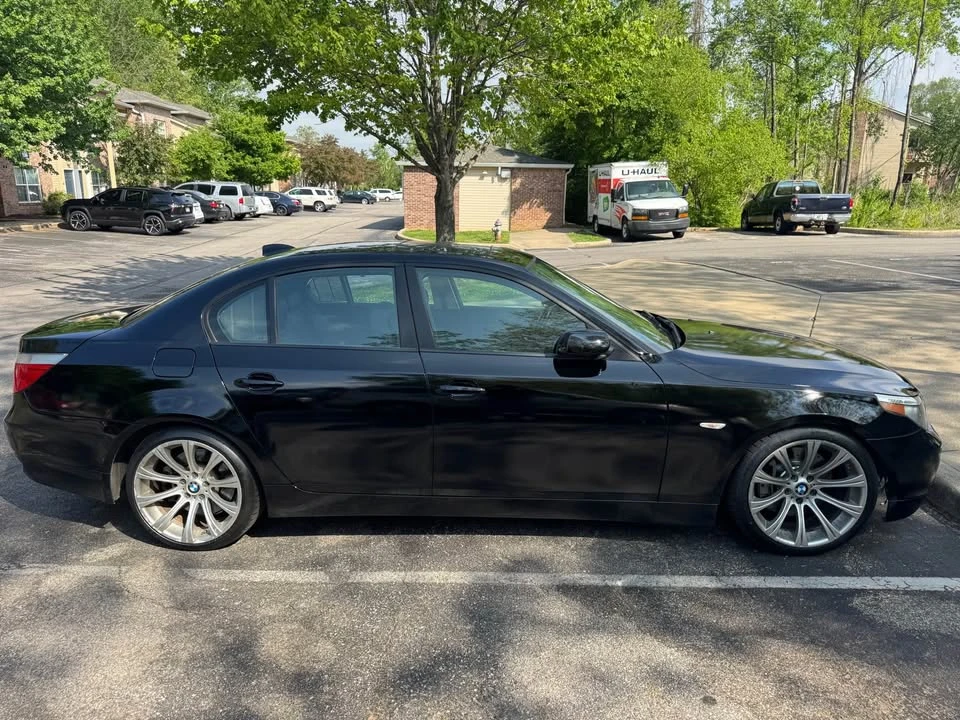 2007 BMW E60 545i & 550i Sedan - Image 5 of 6