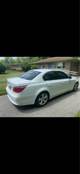 2007 BMW E60 5 Series Sedan - Image 4 of 10