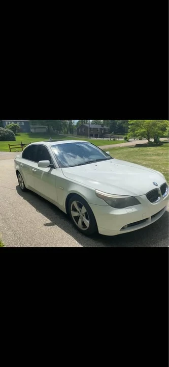 2007 BMW E60 5 Series Sedan - Image 5 of 10