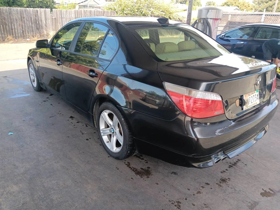 2007 BMW E60 5 Series Sedan - Image 3 of 8