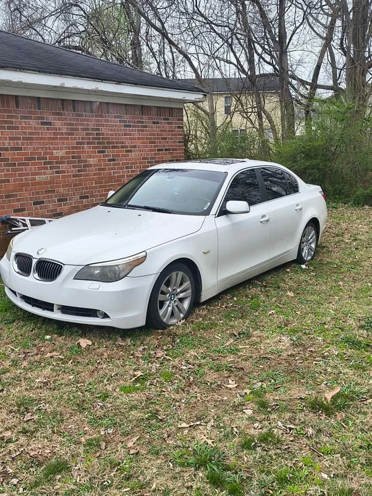 2007 BMW E60 5 Series Sedan - Image 2 of 10