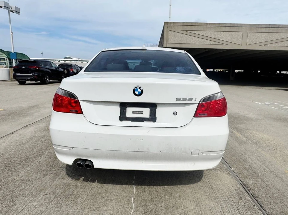2007 BMW E60 5 Series Sedan - Image 4 of 13