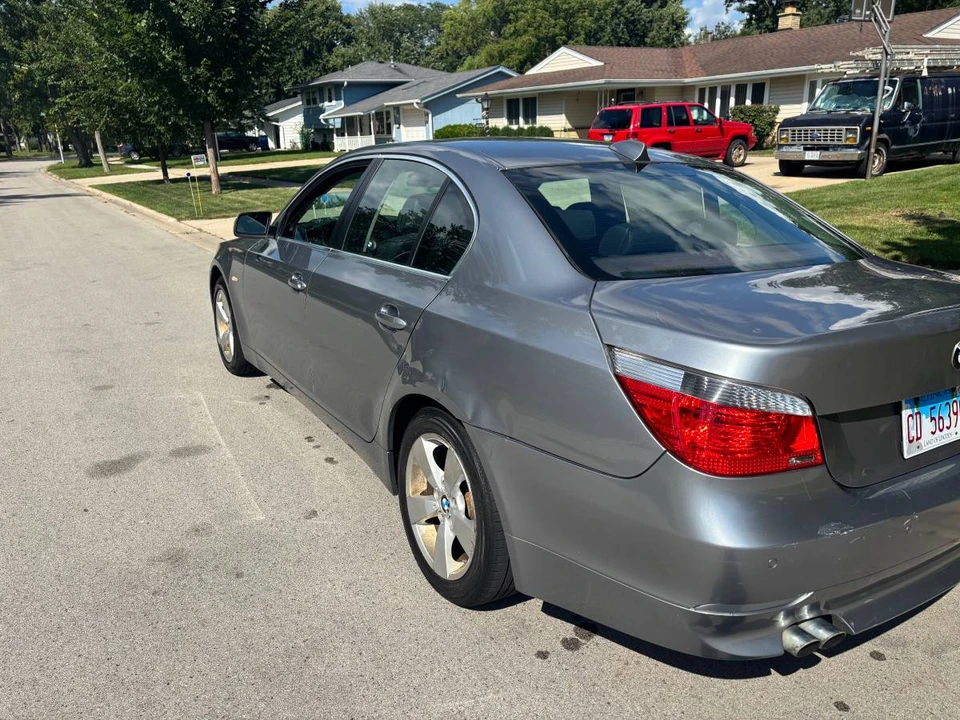 2007 BMW E60 5 Series Sedan - Image 3 of 8