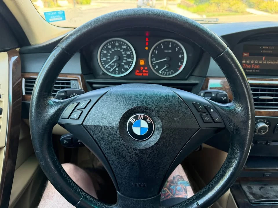 2007 BMW E60 5 Series Sedan - Image 9 of 10