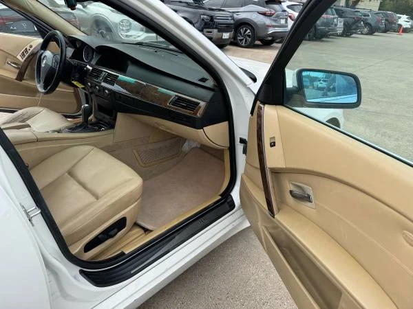 2007 BMW E60 5 Series Sedan - Image 7 of 10