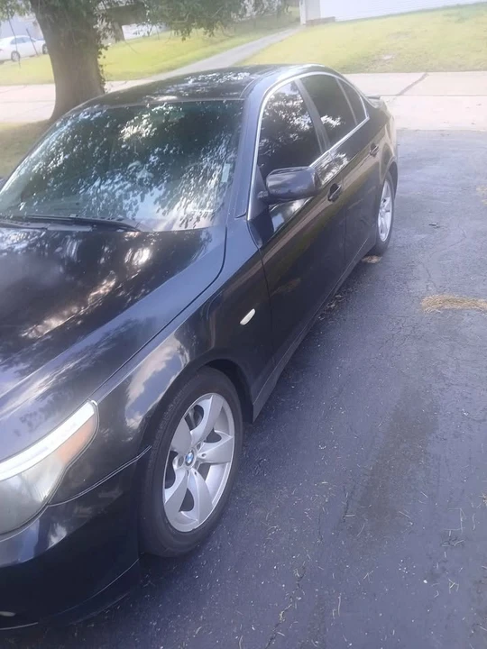 2007 BMW E60 5 Series Sedan - Image 4 of 8