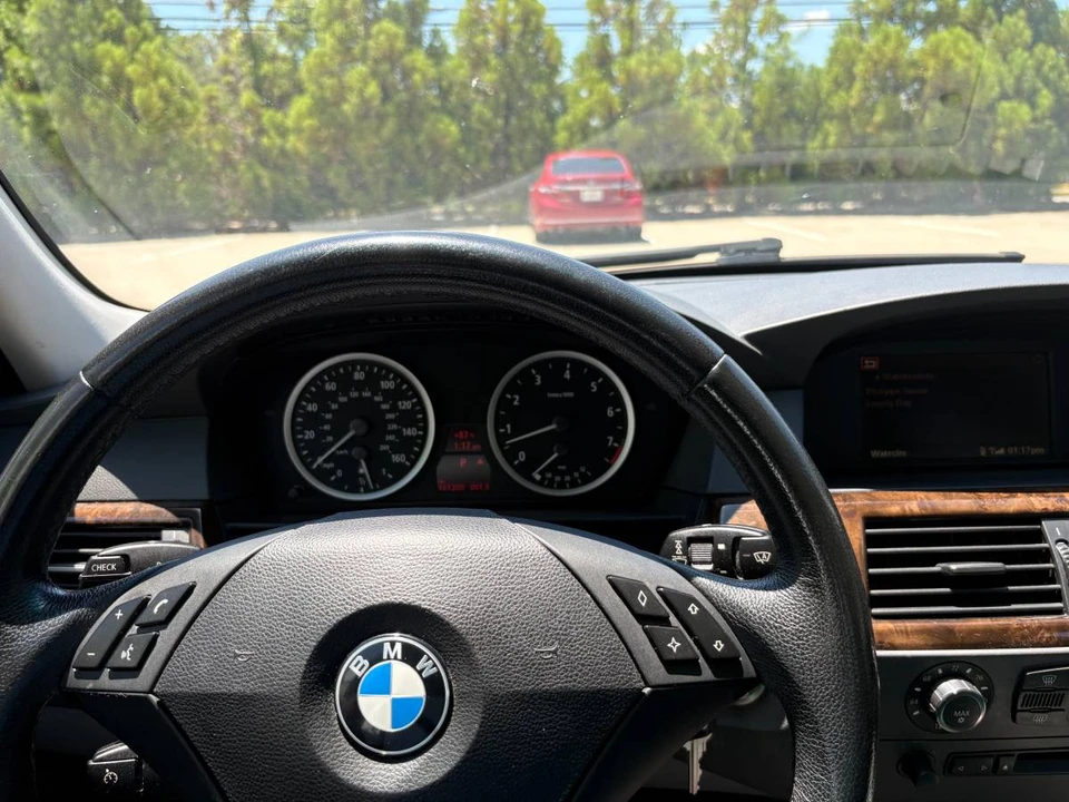 2007 BMW E60 5 Series Sedan - Image 9 of 15