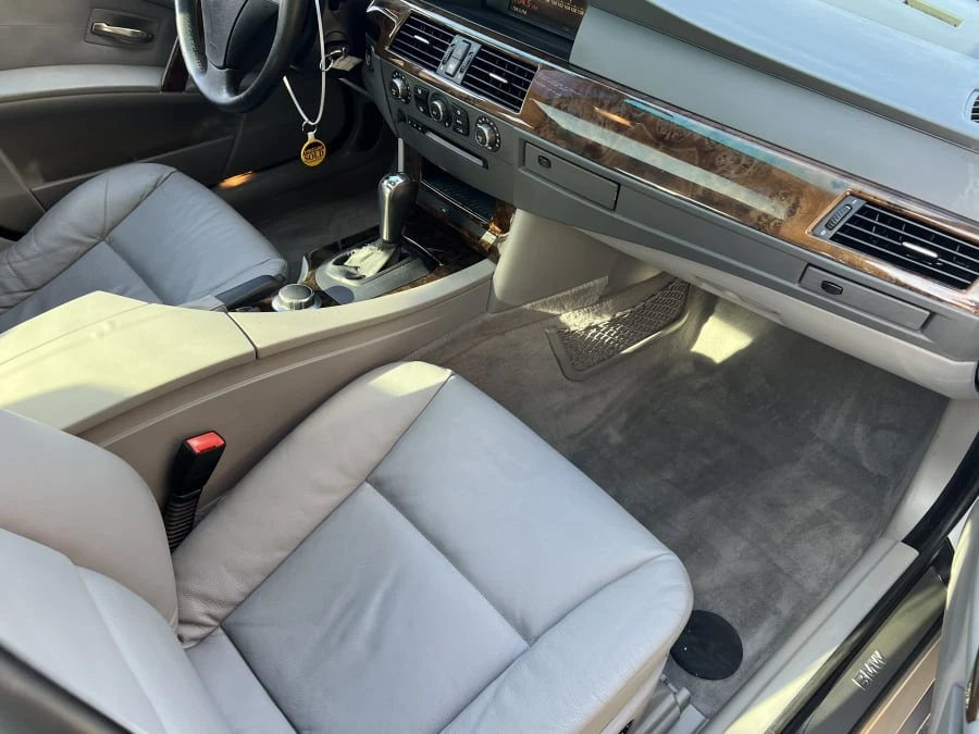 2007 BMW E60 5 Series Sedan - Image 6 of 9