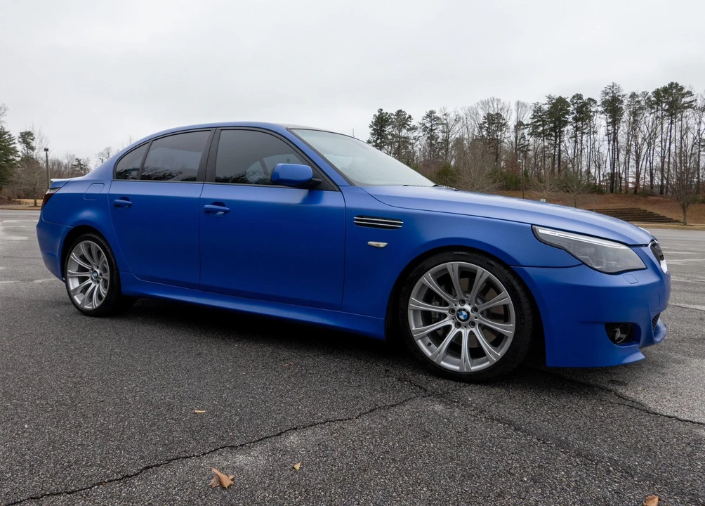 2007 BMW E60 5 Series Sedan - Image 2 of 31