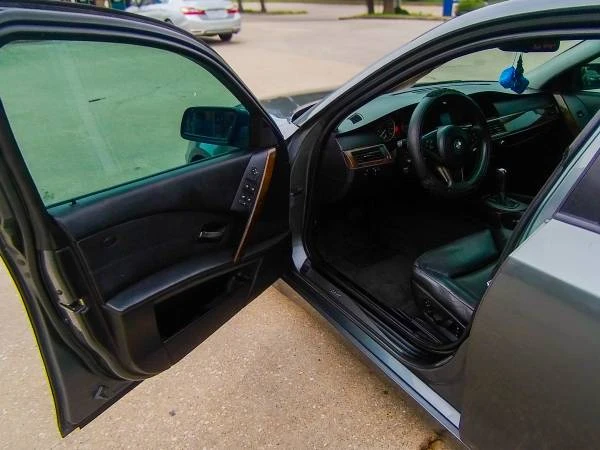 2007 BMW E60 5 Series Sedan - Image 12 of 21