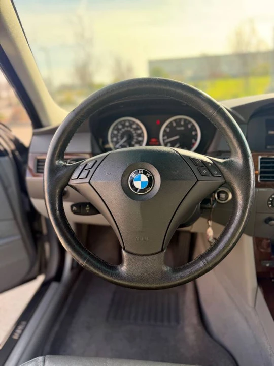 2007 BMW E60 5 Series Sedan - Image 5 of 16
