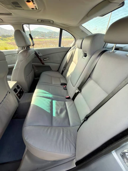 2007 BMW E60 5 Series Sedan - Image 10 of 16