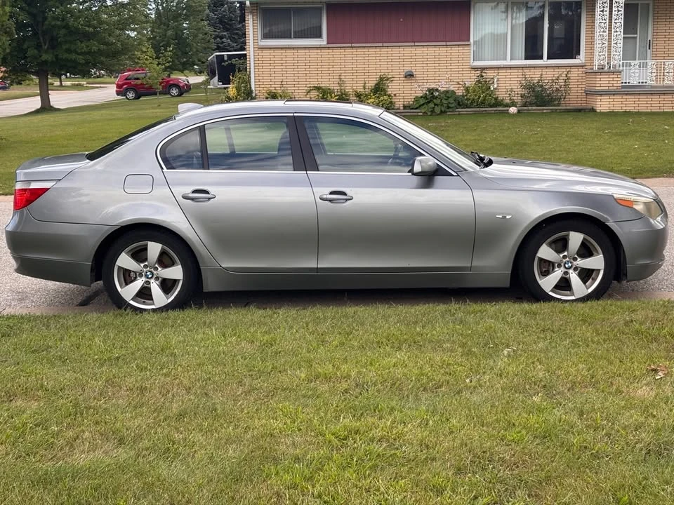2007 BMW E60 5 Series Sedan - Image 5 of 9