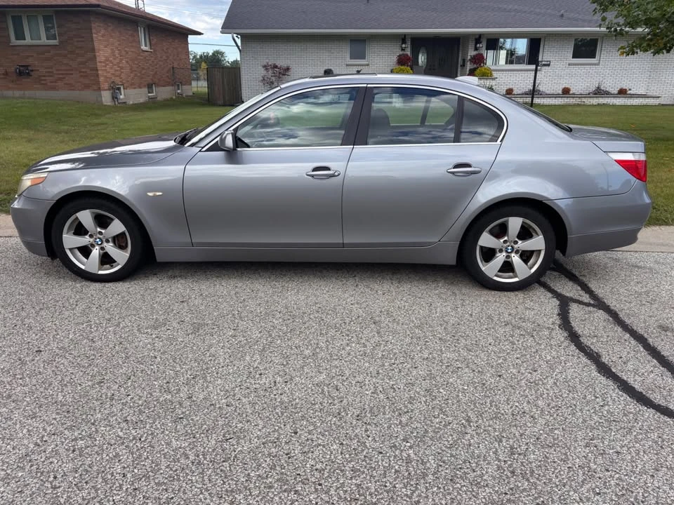 2007 BMW E60 5 Series Sedan - Image 2 of 9