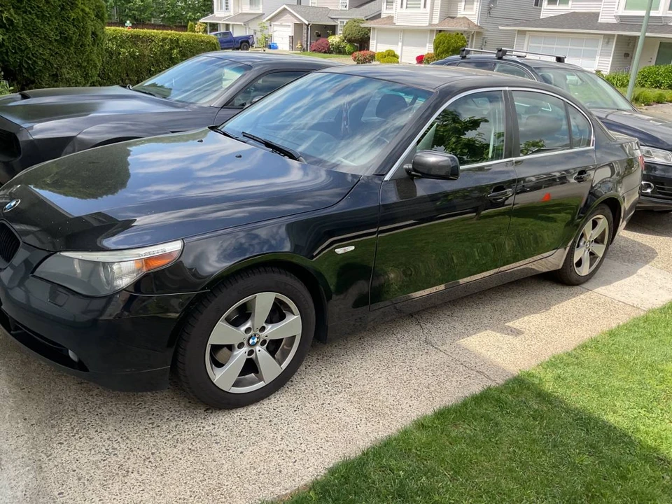 2007 BMW E60 5 Series Sedan - Image 2 of 6