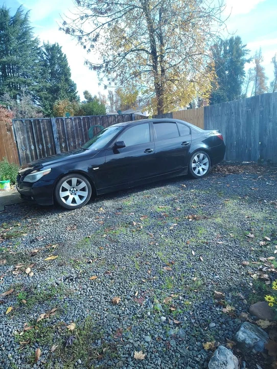2007 BMW E60 5 Series Sedan - Image 2 of 4