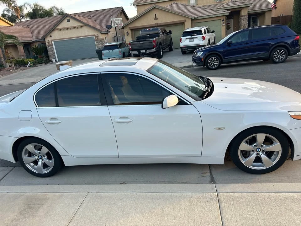 2007 BMW E60 5 Series Sedan - Image 5 of 6