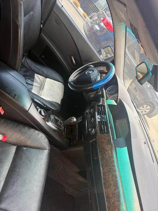 2007 BMW E60 5 Series Sedan - Image 4 of 8