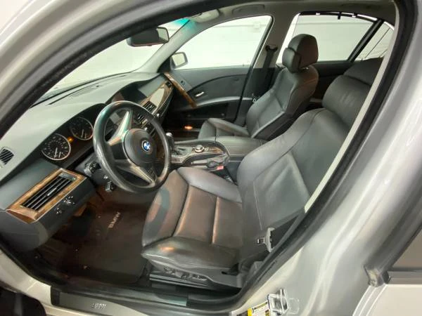 2007 BMW E60 5 Series Sedan - Image 7 of 10