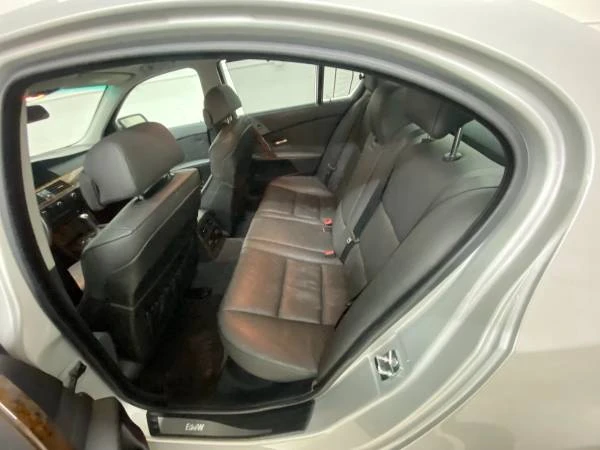 2007 BMW E60 5 Series Sedan - Image 6 of 10