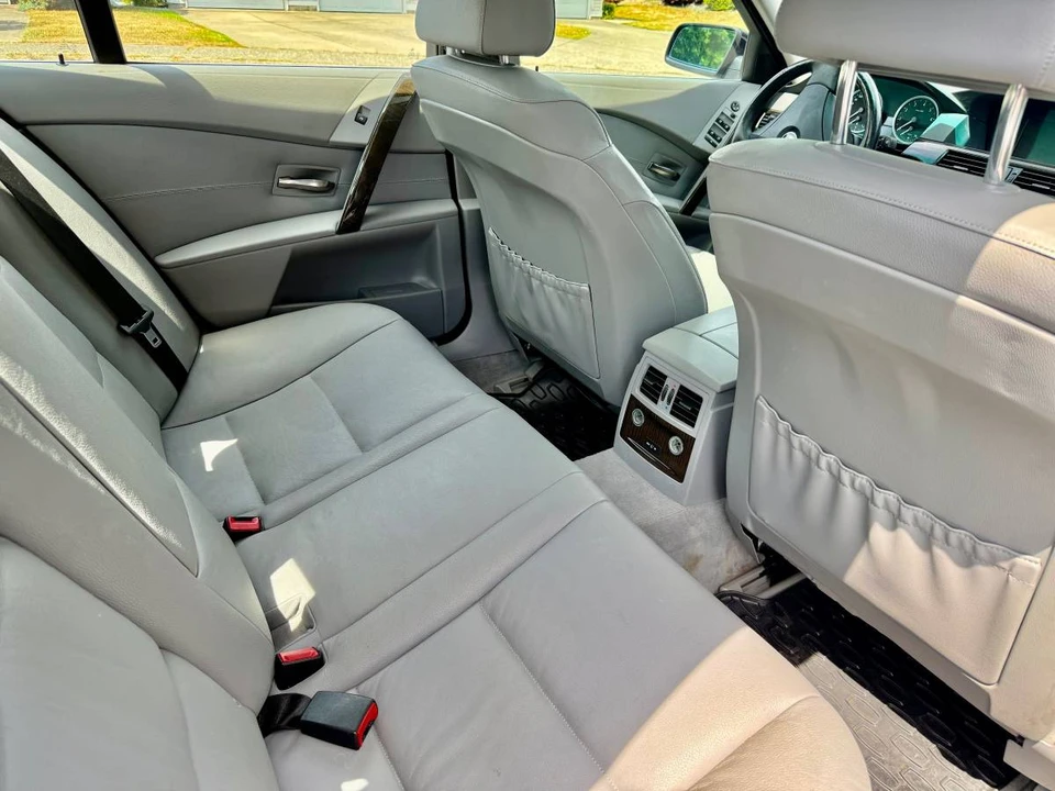2007 BMW E60 5 Series Sedan - Image 16 of 17