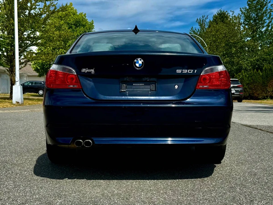 2007 BMW E60 5 Series Sedan - Image 10 of 17