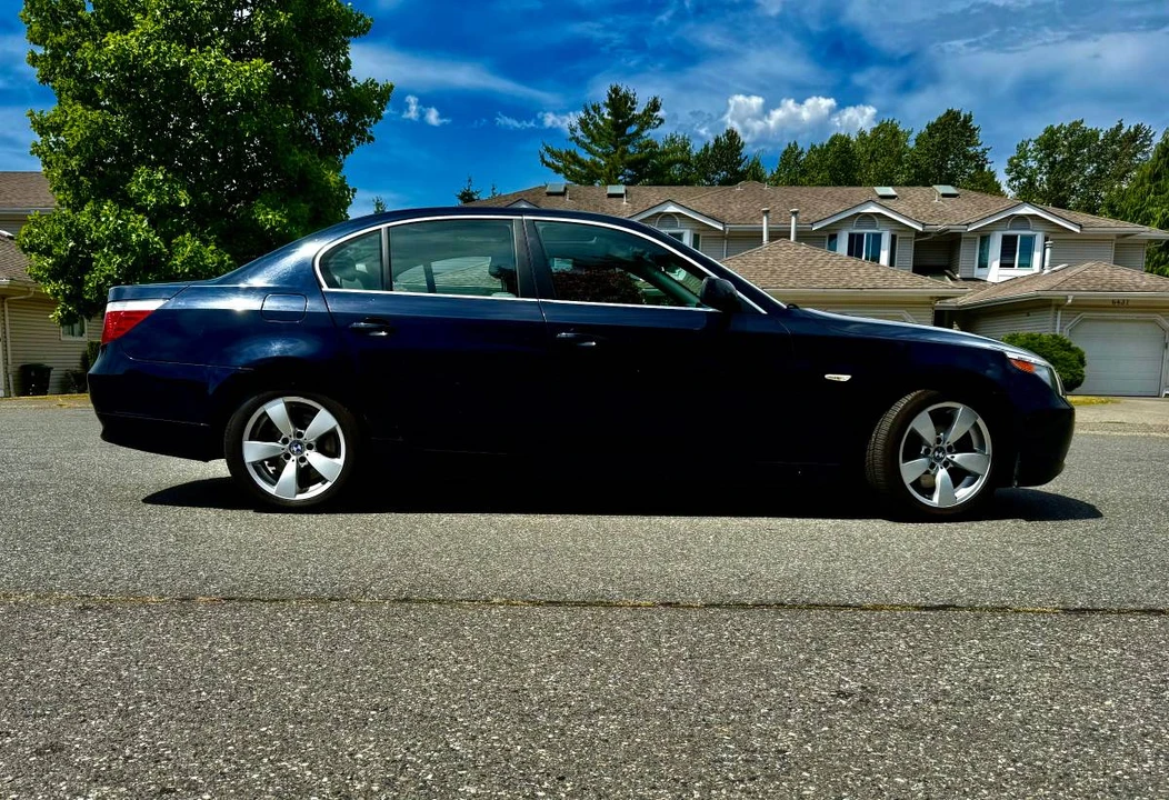 2007 BMW E60 5 Series Sedan - Image 7 of 17