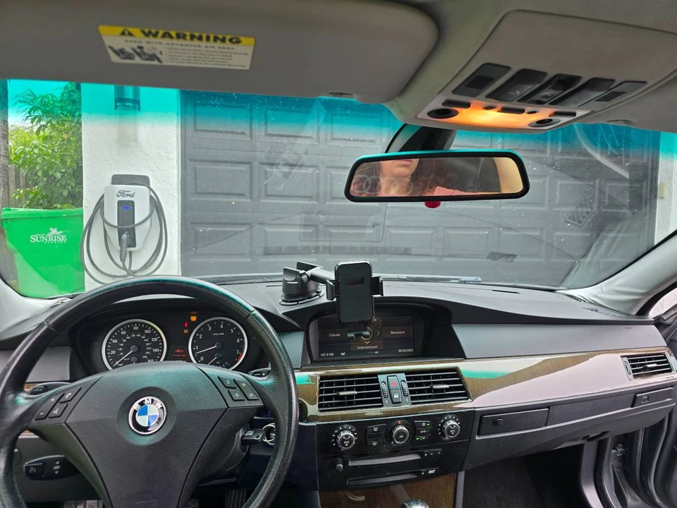2007 BMW E60 5 Series Sedan - Image 15 of 23
