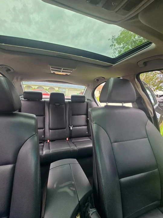 2007 BMW E60 5 Series Sedan - Image 12 of 23