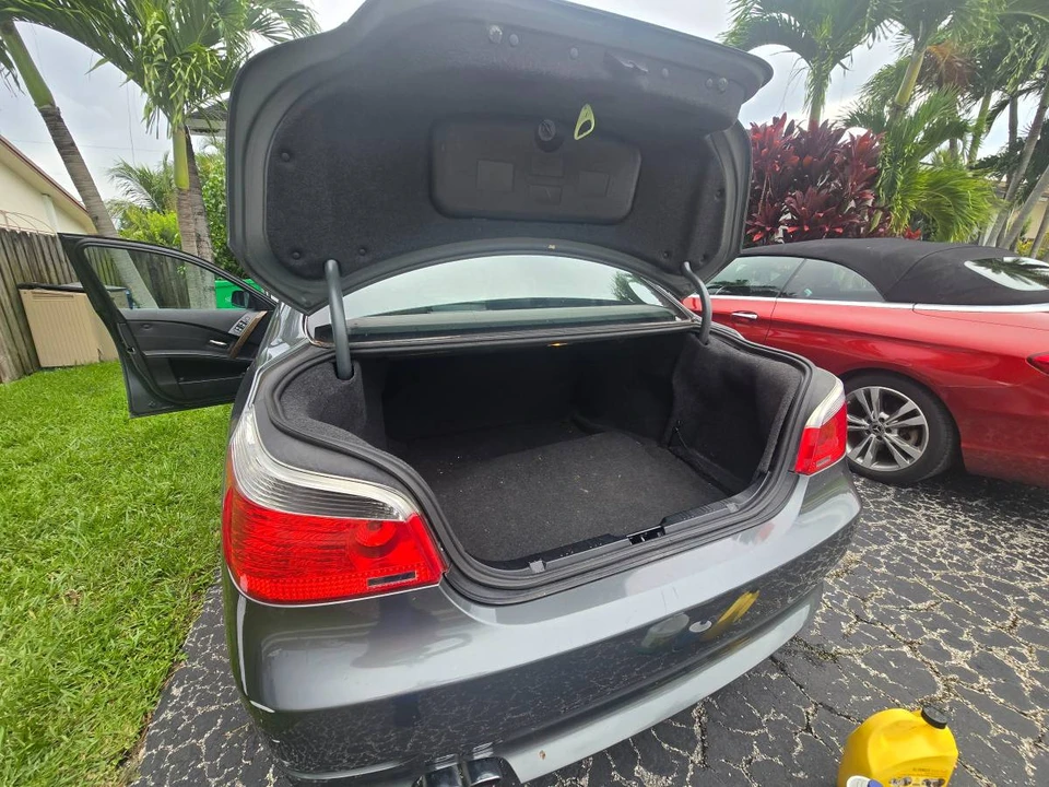 2007 BMW E60 5 Series Sedan - Image 11 of 23