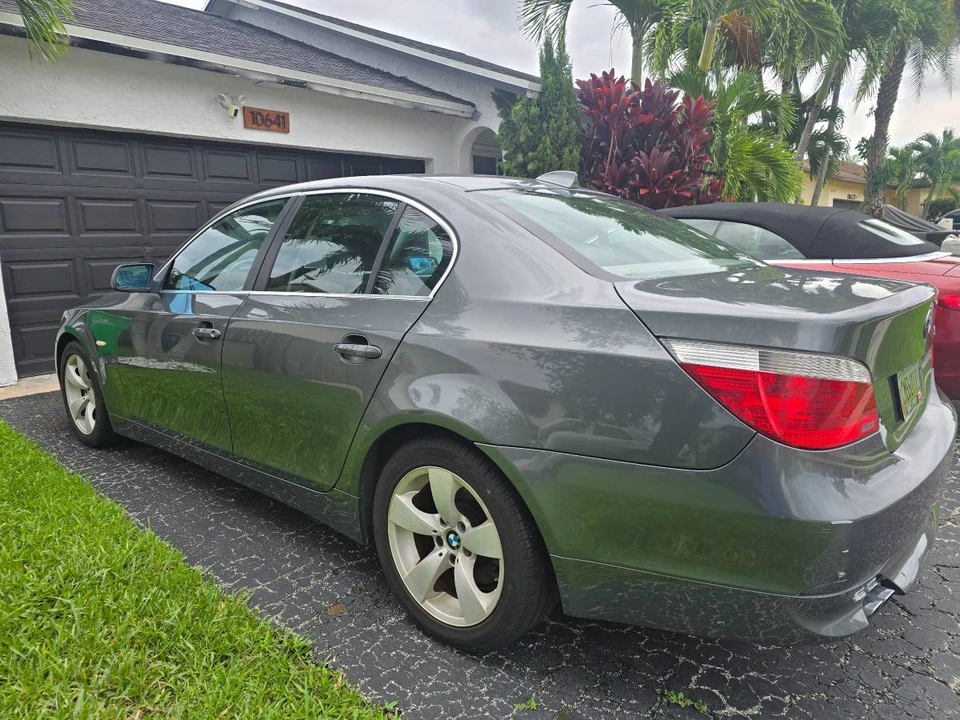 2007 BMW E60 5 Series Sedan - Image 2 of 23