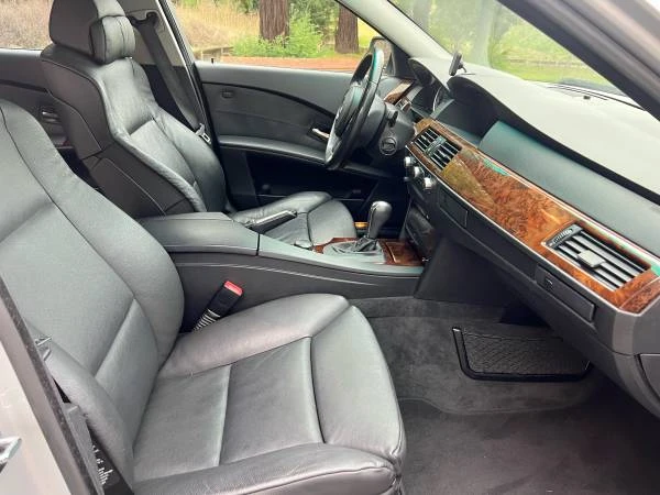 2007 BMW E60 5 Series Sedan - Image 13 of 14