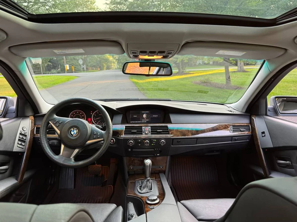 2007 BMW E60 5 Series Sedan - Image 8 of 16