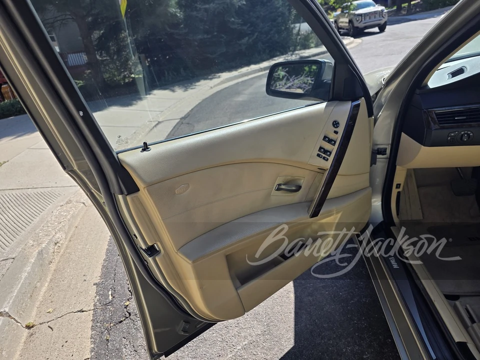 2007 BMW E60 5 Series Sedan - Image 25 of 29