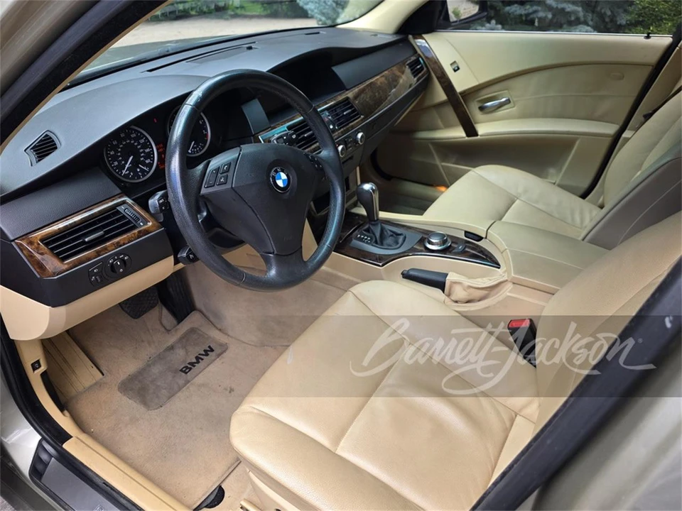2007 BMW E60 5 Series Sedan - Image 4 of 5