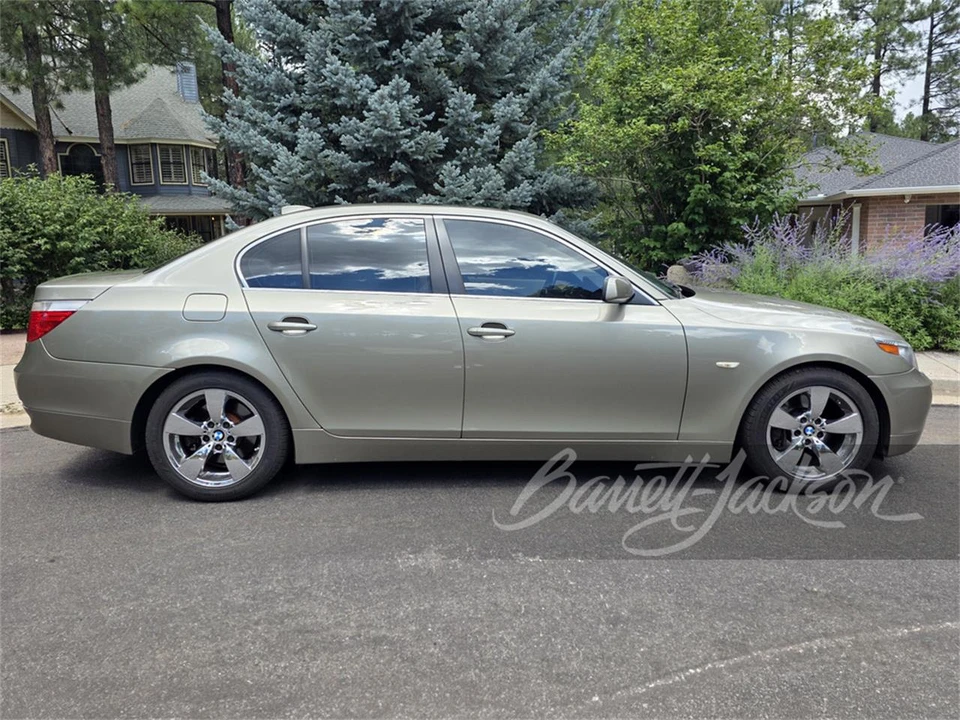 2007 BMW E60 5 Series Sedan - Image 2 of 5