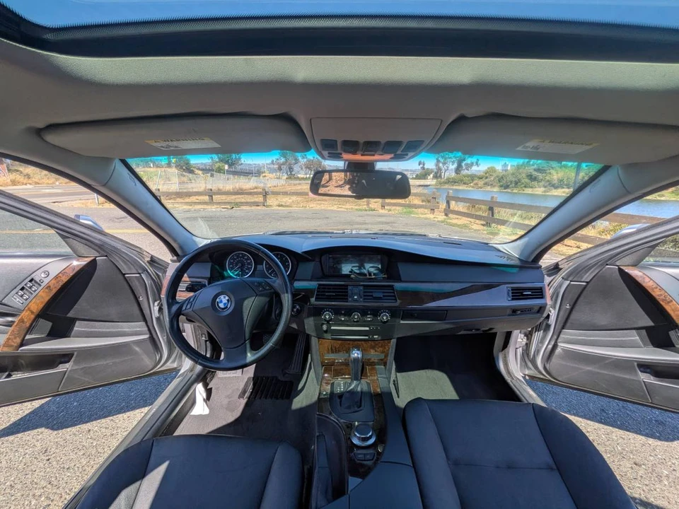 2007 BMW E60 5 Series Sedan - Image 10 of 12