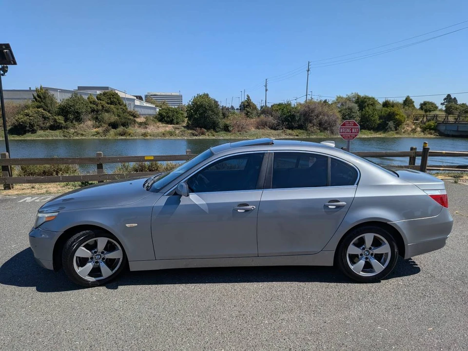 2007 BMW E60 5 Series Sedan - Image 5 of 12