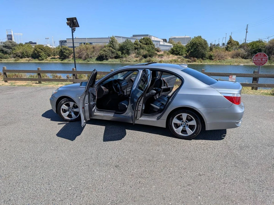 2007 BMW E60 5 Series Sedan - Image 7 of 12