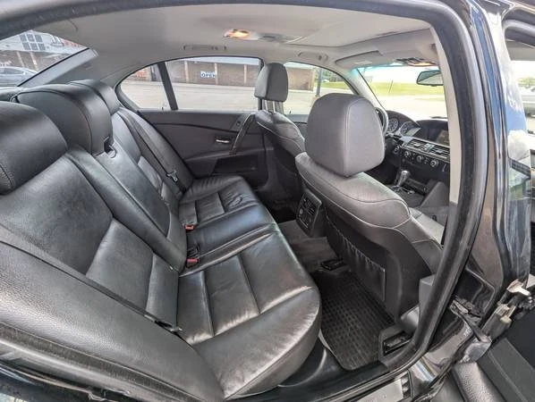 2007 BMW E60 5 Series Sedan - Image 11 of 19