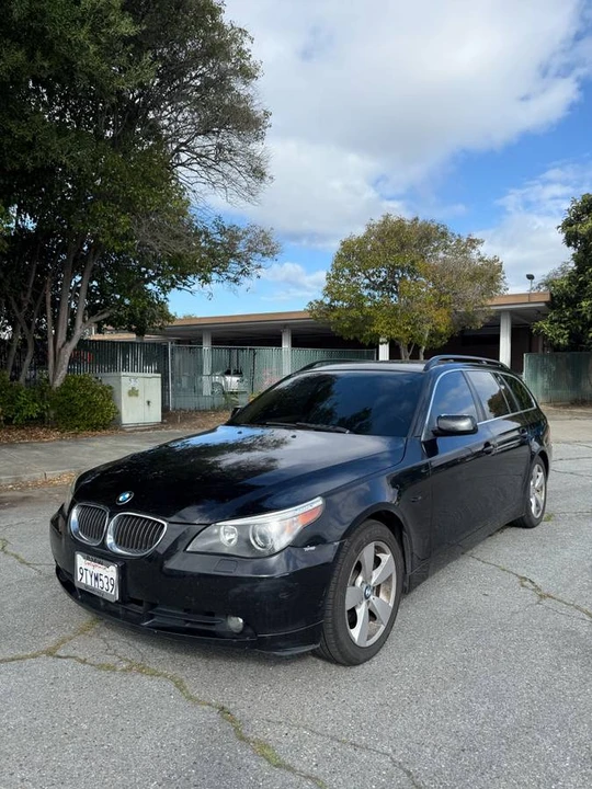 2007 BMW E60 5 Series Sedan - Image 2 of 14
