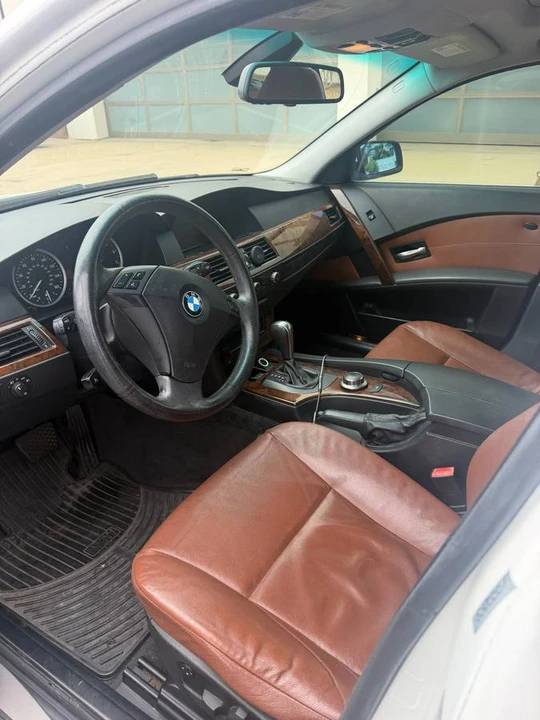 2007 BMW E60 5 Series Sedan - Image 6 of 9