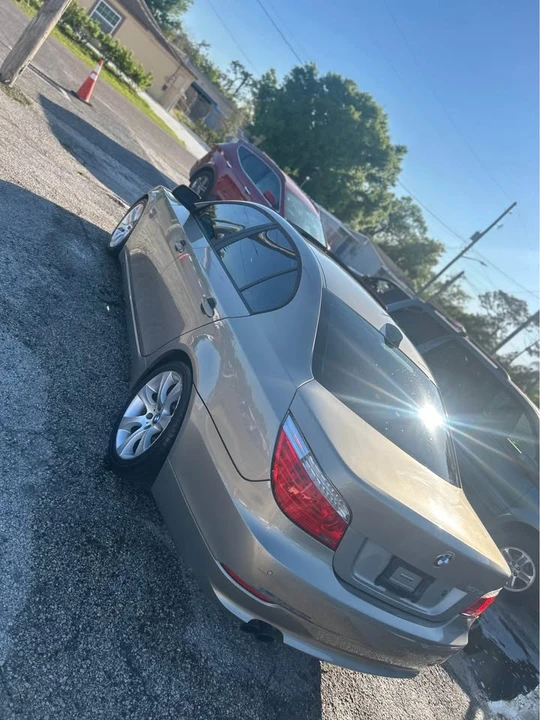 2007 BMW E60 5 Series Sedan - Image 2 of 6