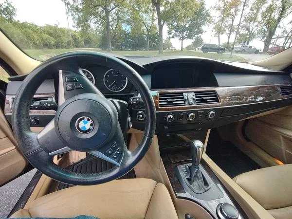 2007 BMW E60 545i & 550i Sedan - Image 11 of 14