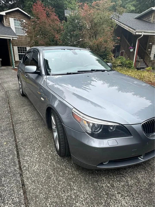 2007 BMW E60 545i & 550i Sedan - Image 4 of 8